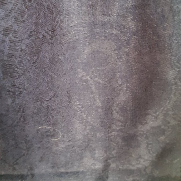 Cashmere Shawl - Picture 2 of 4